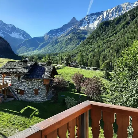 Du Bon Air Chalet *
